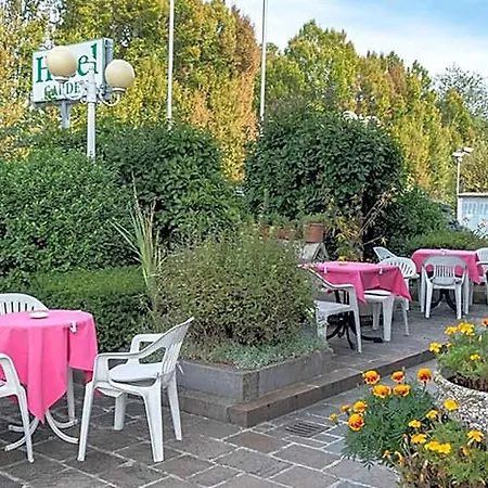 Garden Bologna 4*